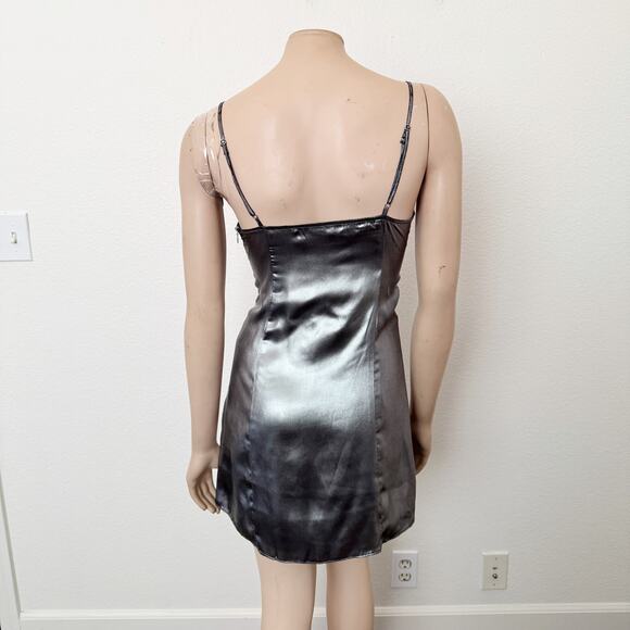 [Urban Outfitters] Silver Metallic Asymmetrical Mallory Mini Dress Size Medium M - Picture 3 of 12
